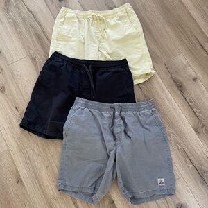 Bundle lot three vans off the wall shorts stretch all M cotton spandex great